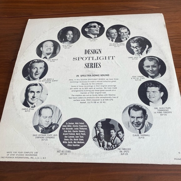 Gisele Mackenzie Signs Dominique Vintage Vinyl Record - Picture 2 of 2